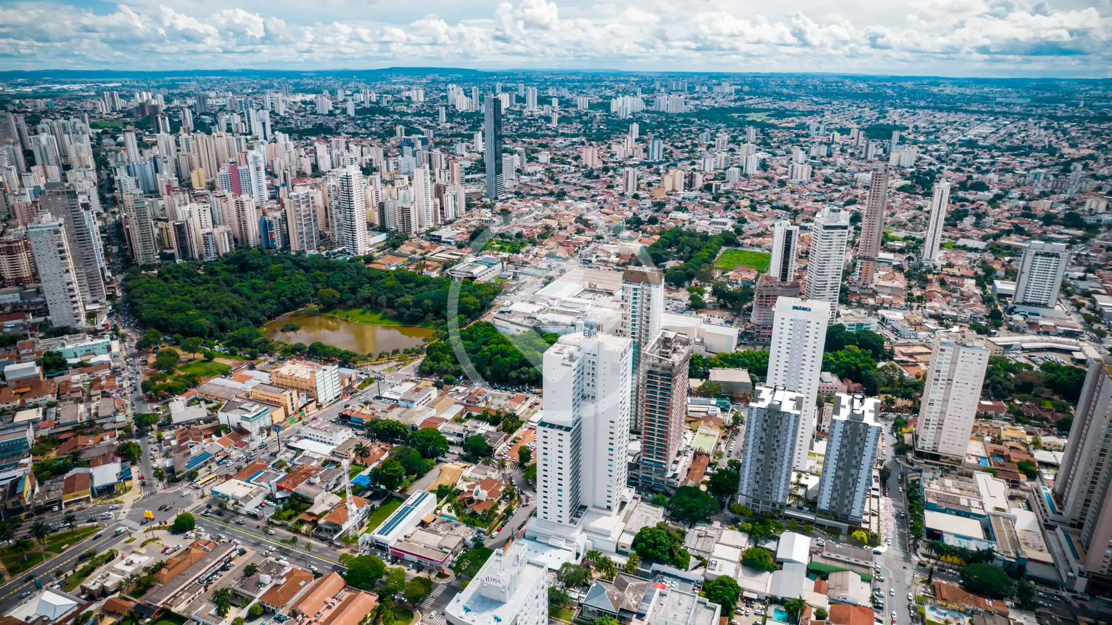 Apartamento Setor Bueno, Goiânia - GO — foto 1