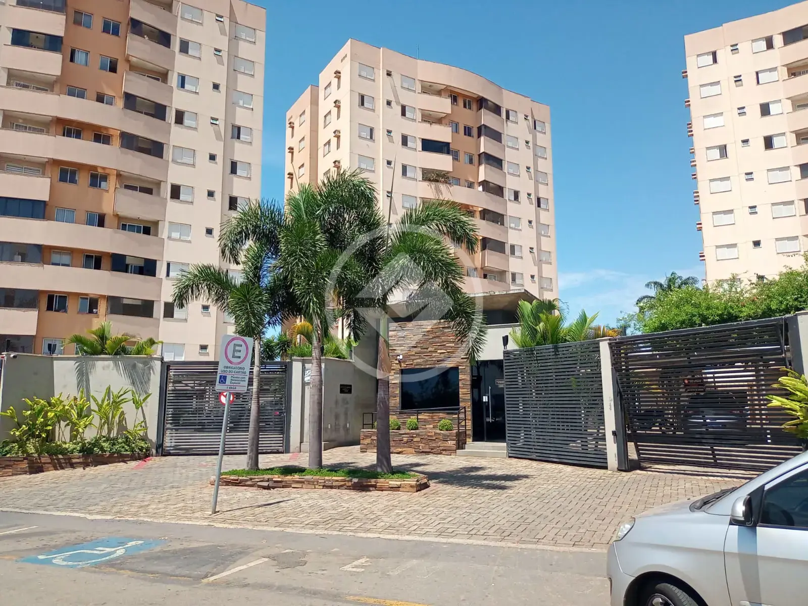 Imagem 1 - Apartamento em Jardim Maria Inês, Aparecida de Goiânia - GO