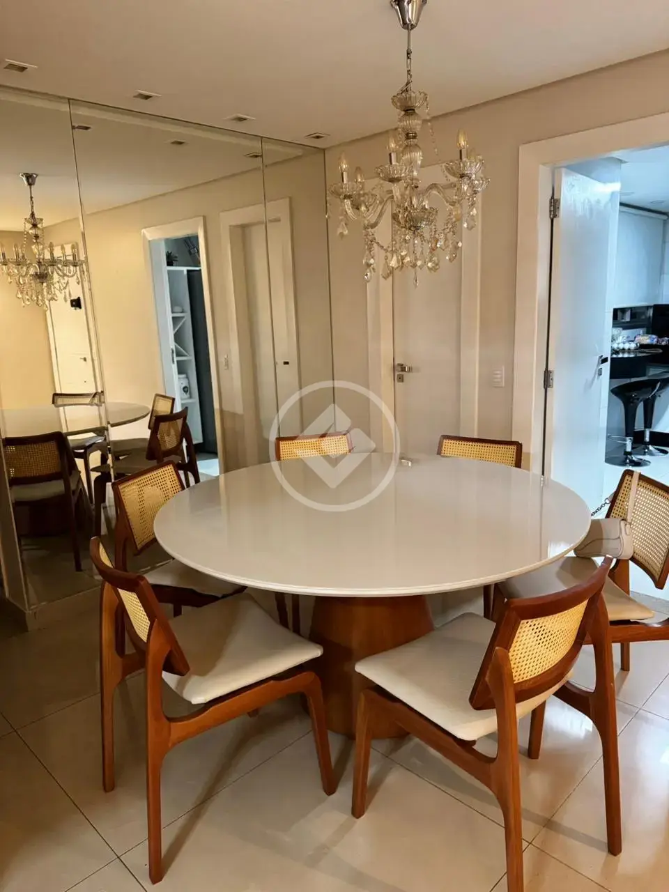 Imagem 2 - Apartamento em Setor Oeste, Goiânia - GO