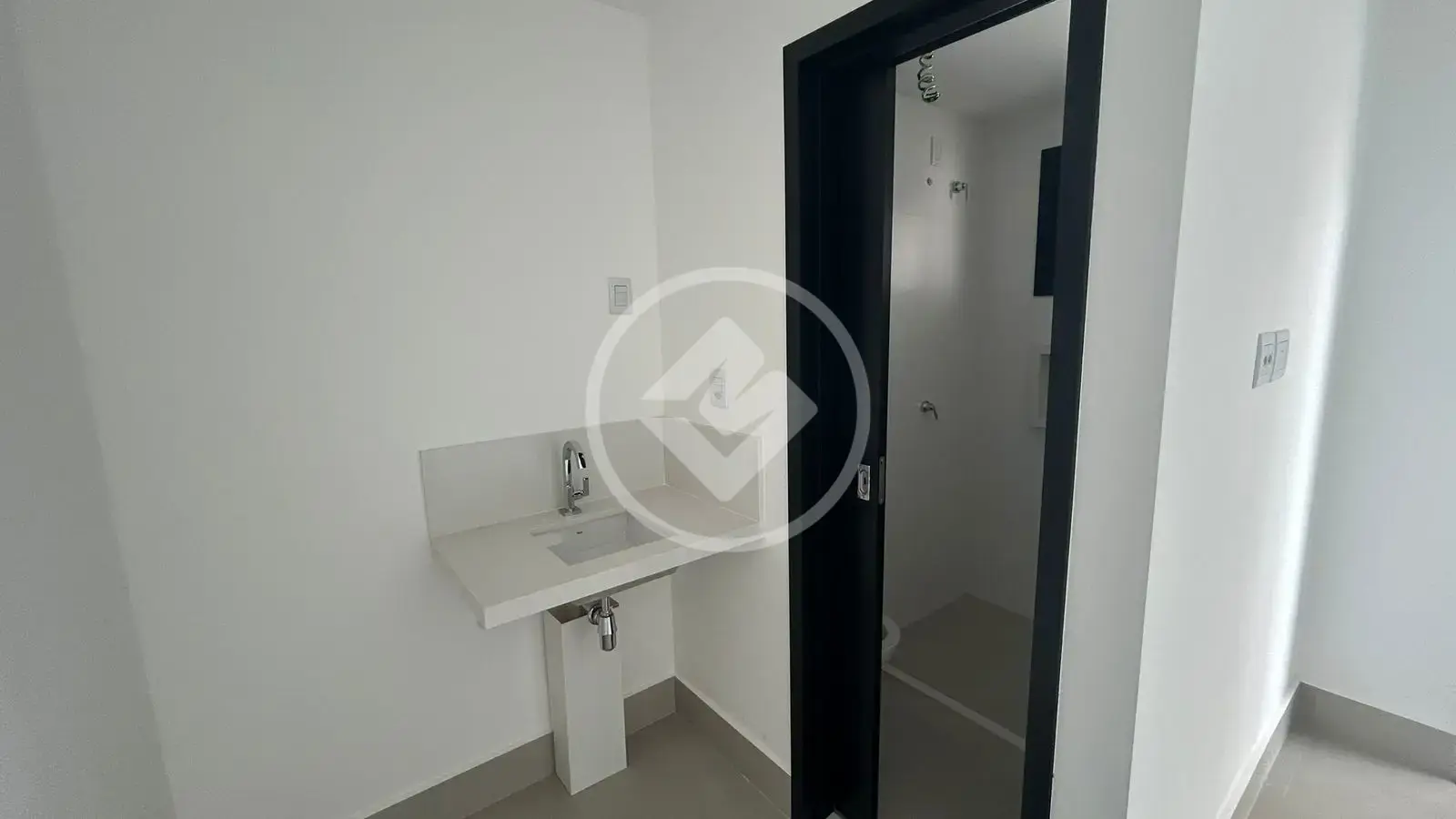 Image 2 - Apartamento em Setor Bueno, Goiânia - GO