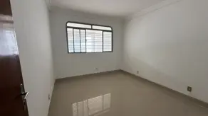 Imagem 3 - Casa em PARQUE ANHANGUERA, Goiânia - GO