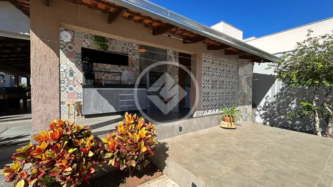 Imagem 1 - Casa em Vila Oliveira, Aparecida de Goiânia - GO