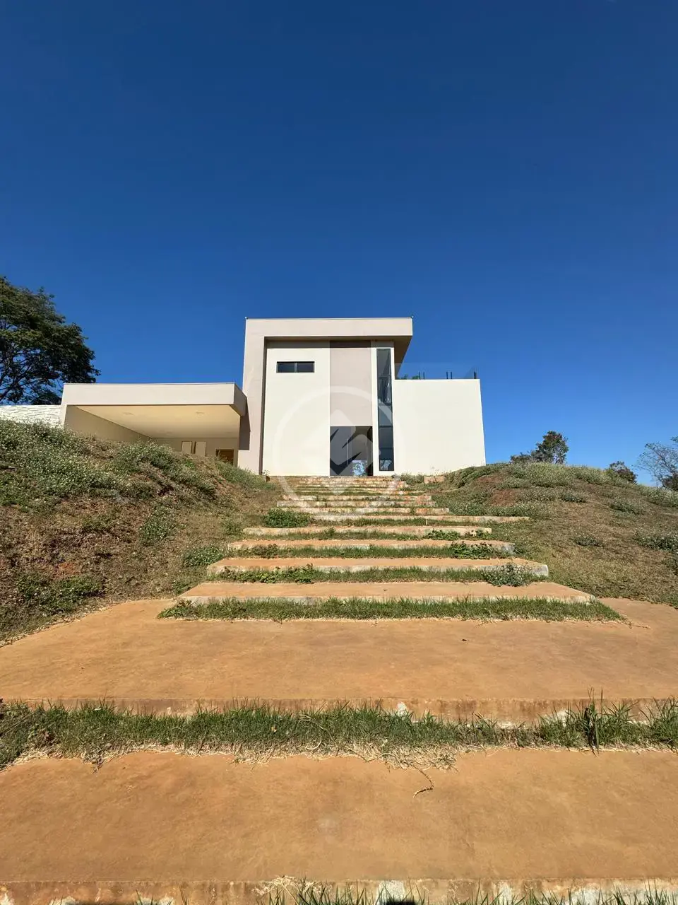 Imagem 1 - Sobrado Em Condomínio em Condomínio Águas da Serra, Hidrolândia - GO