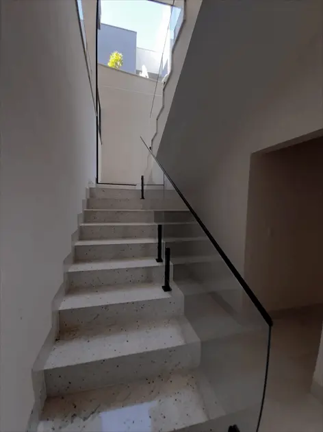 Imagem 3 - Sobrado Em Condomínio em Condomínio do Lago, Goiânia - GO