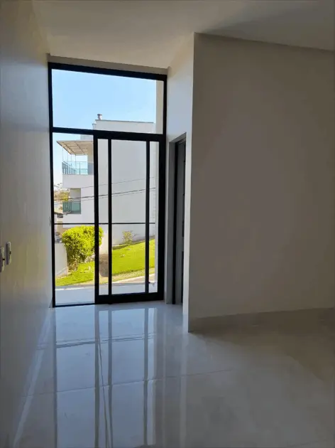 Imagem 2 - Sobrado Em Condomínio em Condomínio do Lago, Goiânia - GO