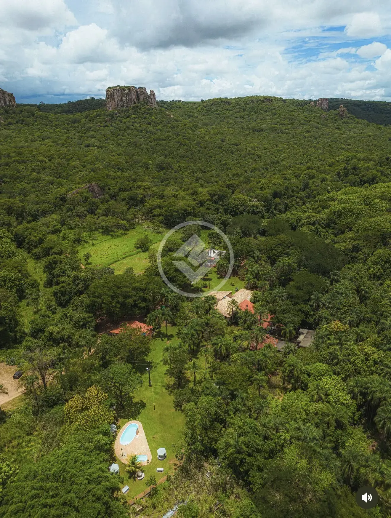 Imagem 1 - Fazenda em Centro, Serranópolis - GO