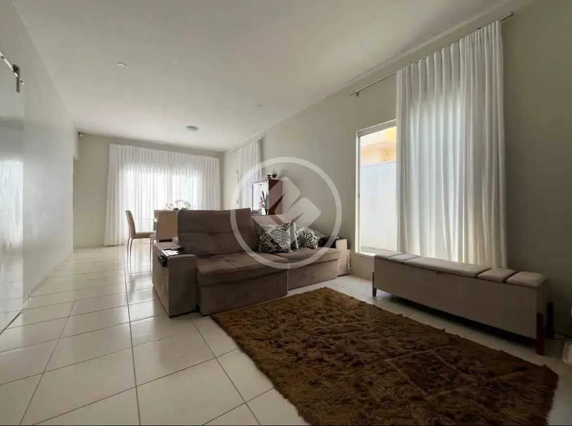 Imagem 1 - Casa em Residencial das Brisas, Jataí - GO