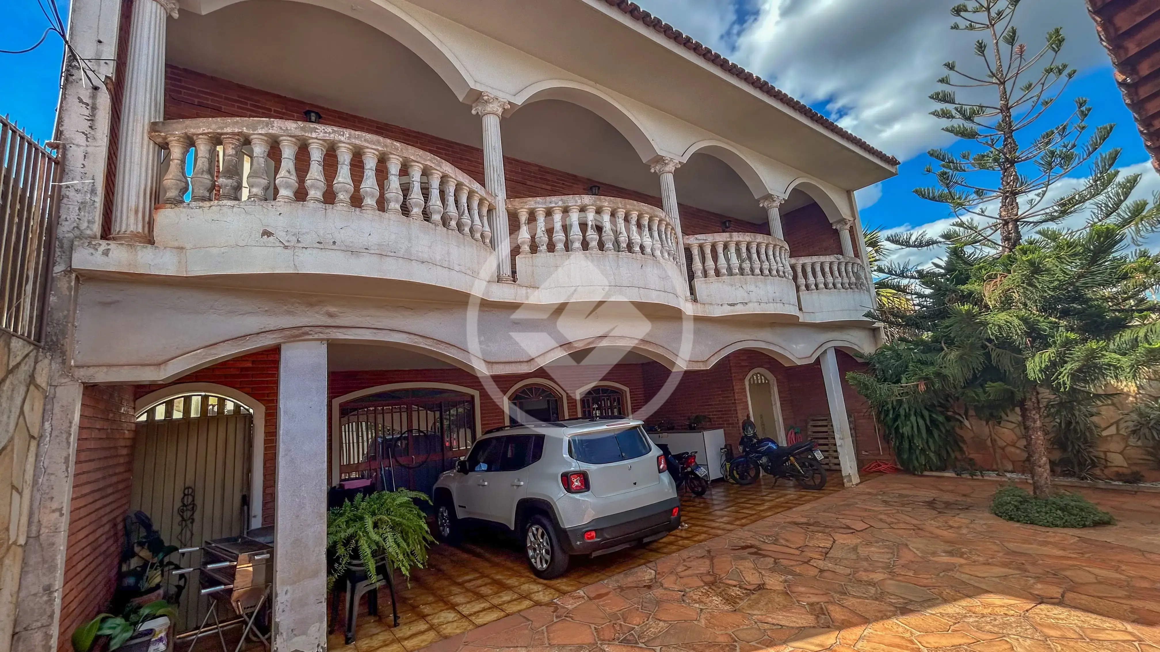 Imagem 1 - Sobrado em Setor Oeste, Jataí - GO