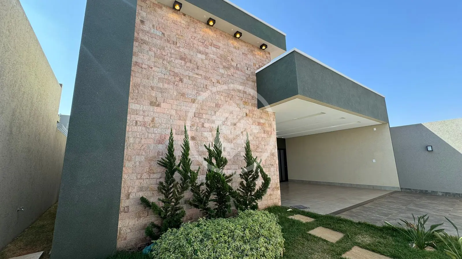 Casa Residencial Flamboyant, Jataí - GO — foto 1