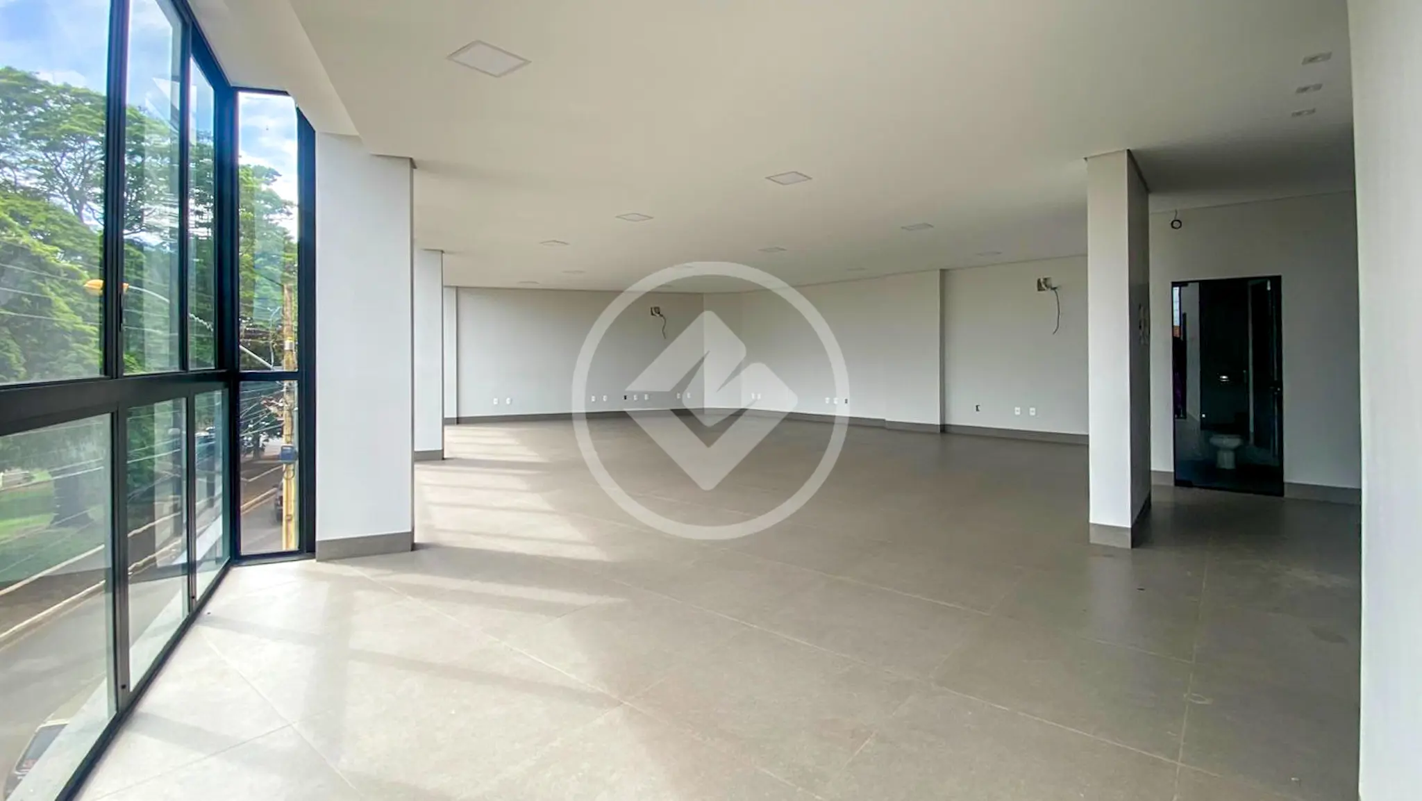 Imagem 2 - Sala Comercial em Vila Santa Maria, Jataí - GO