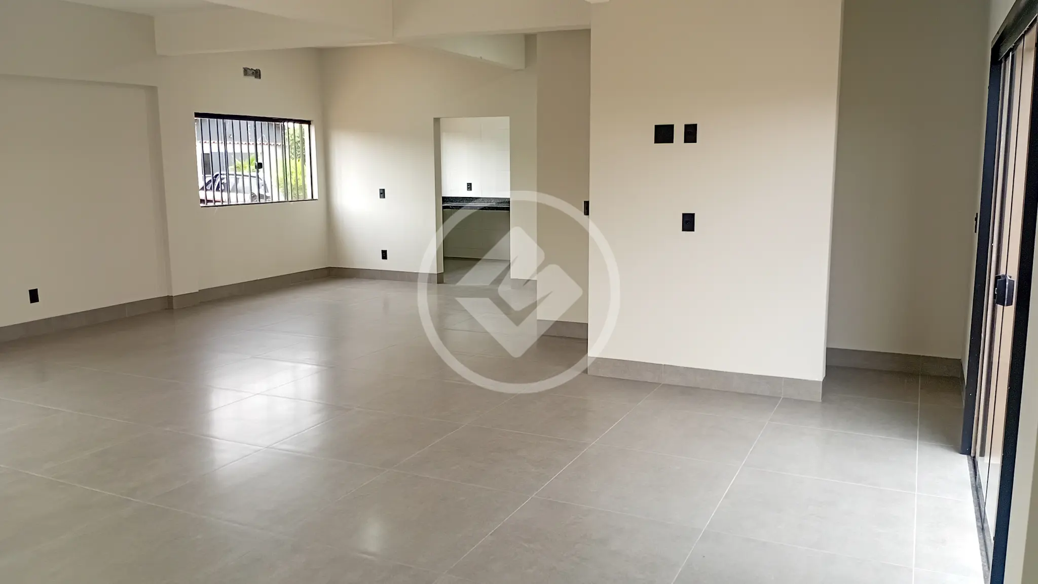 Imagem 2 - Loja em Residencial Portal do Sol - 1ª Etapa, Jataí - GO