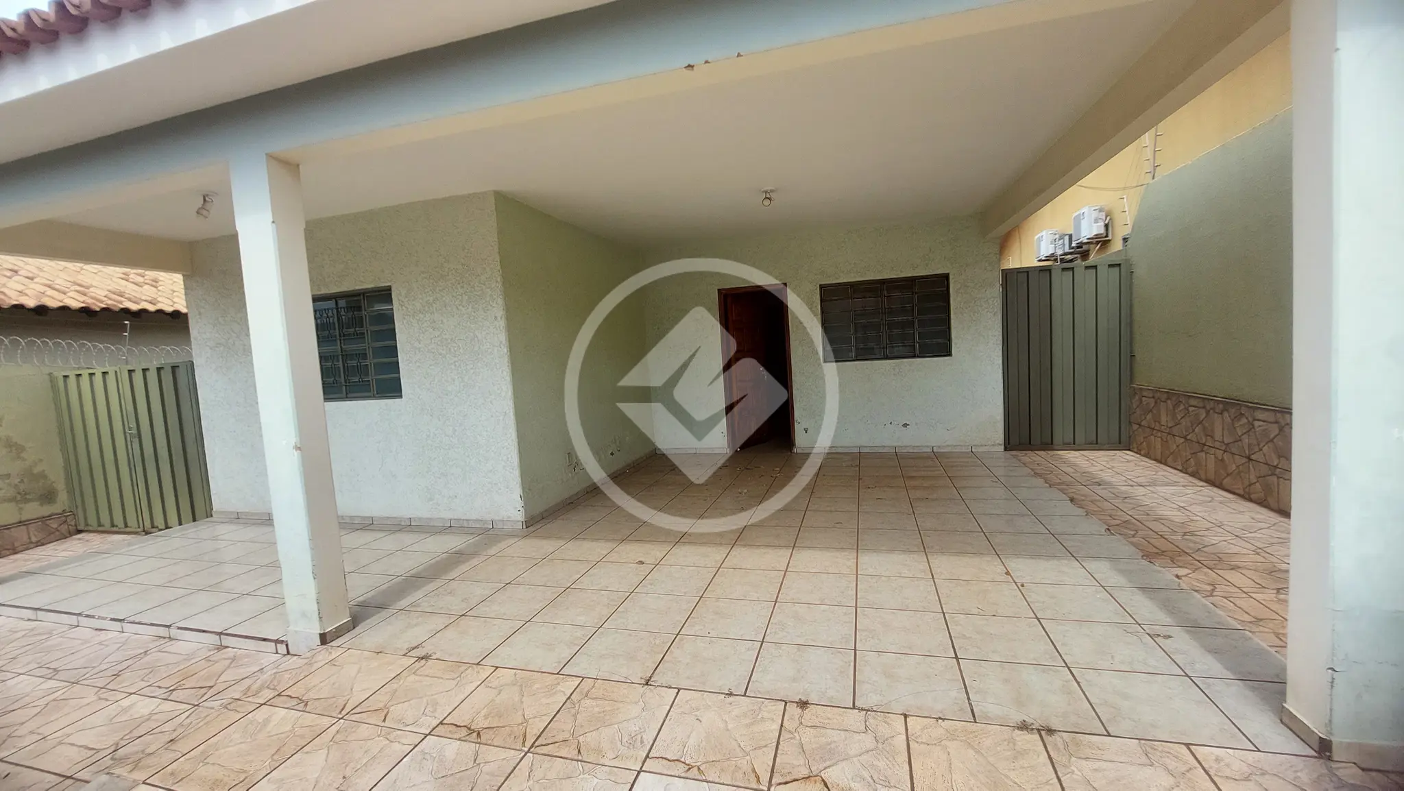 Casa Samuel Grahan, Jataí - GO — foto 1