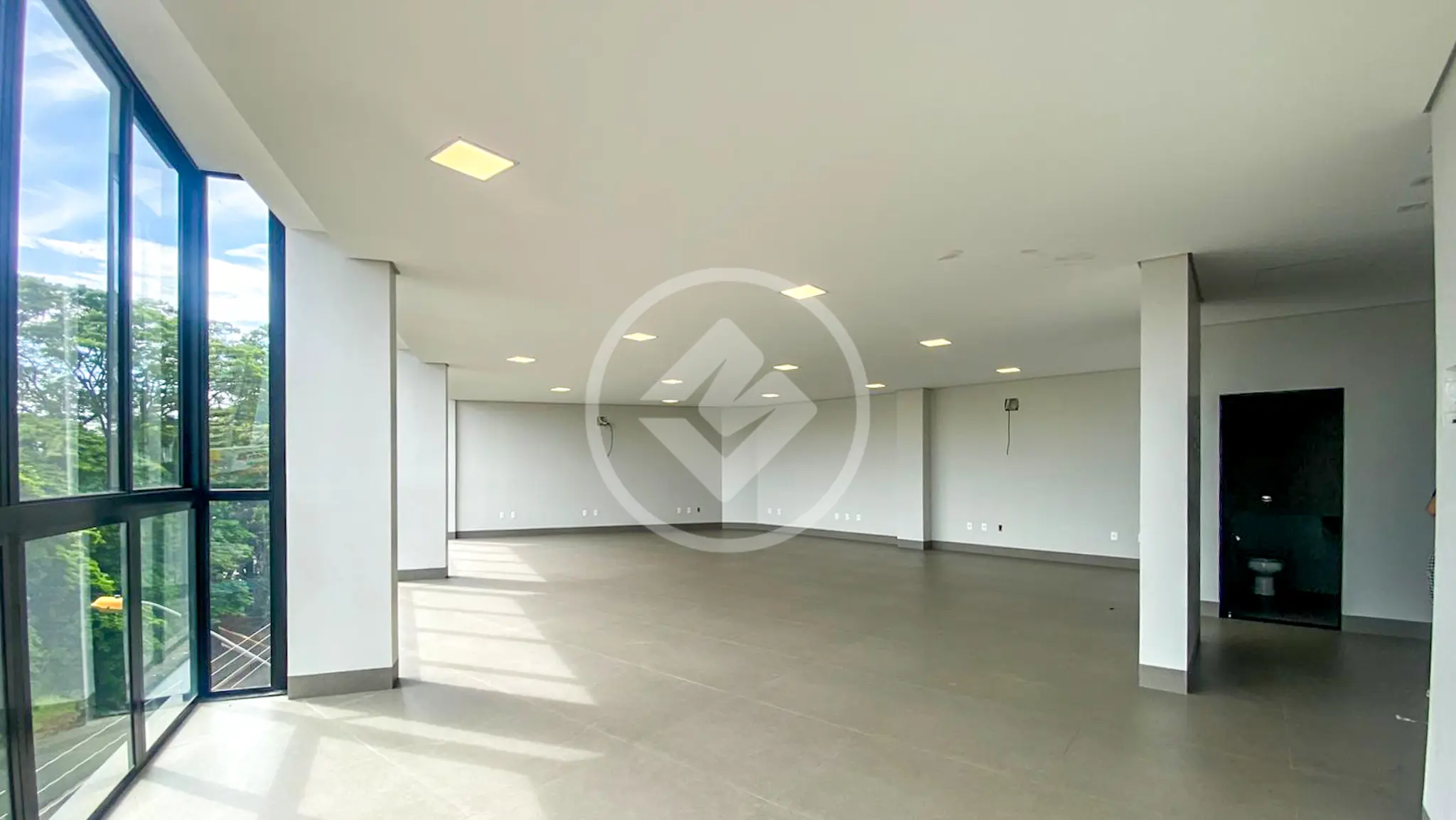 Imagem 2 - Sala Comercial em Vila Santa Maria, Jataí - GO