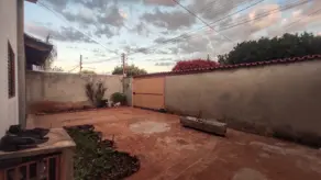 Casa Residencial Cylleneo França, Jataí - GO — foto 1
