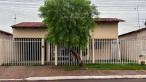 Casa Setor Jardim Goiás II, Jataí - GO — foto 1