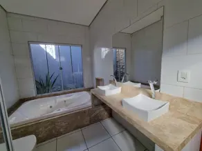 Imagem 2 - Casa em Residencial das Brisas, Jataí - GO