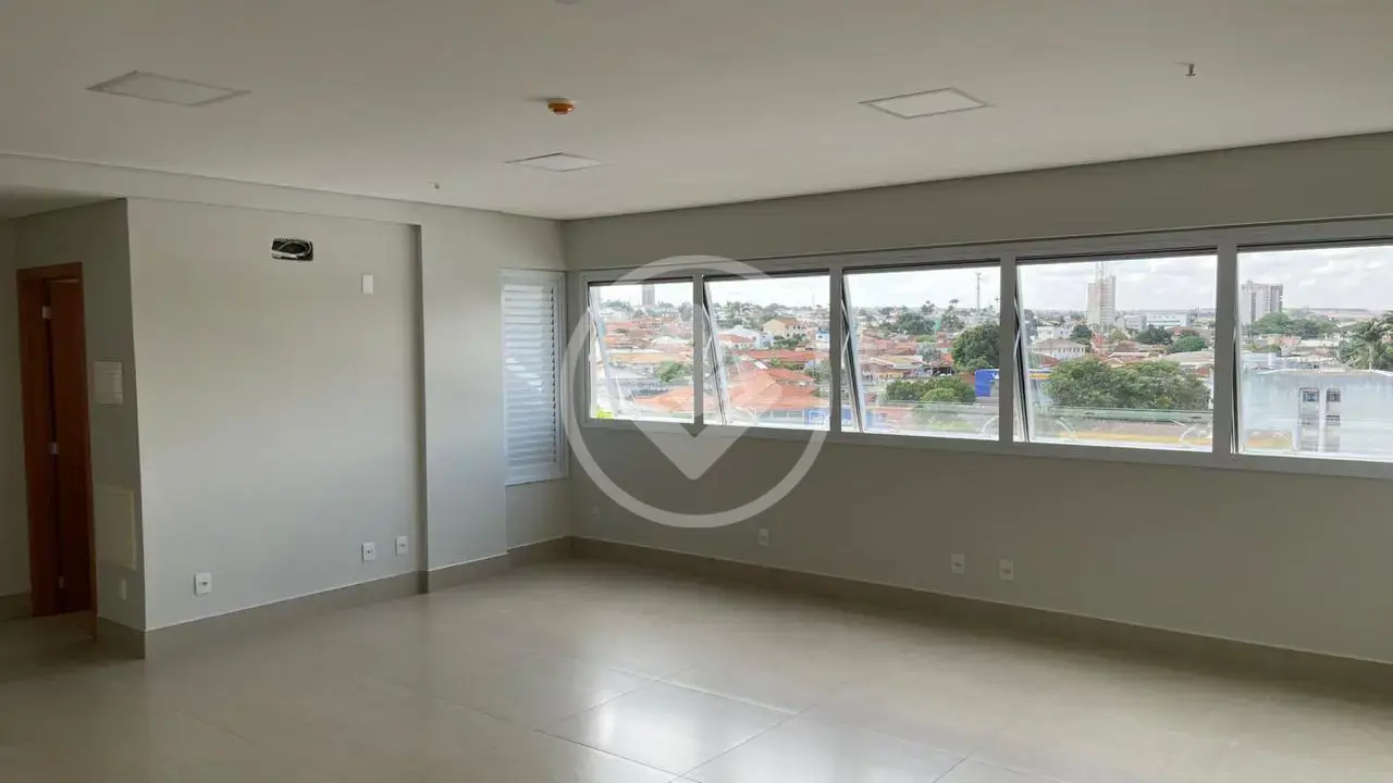 Imagem 1 - Sala Comercial em Centro, Jataí - GO