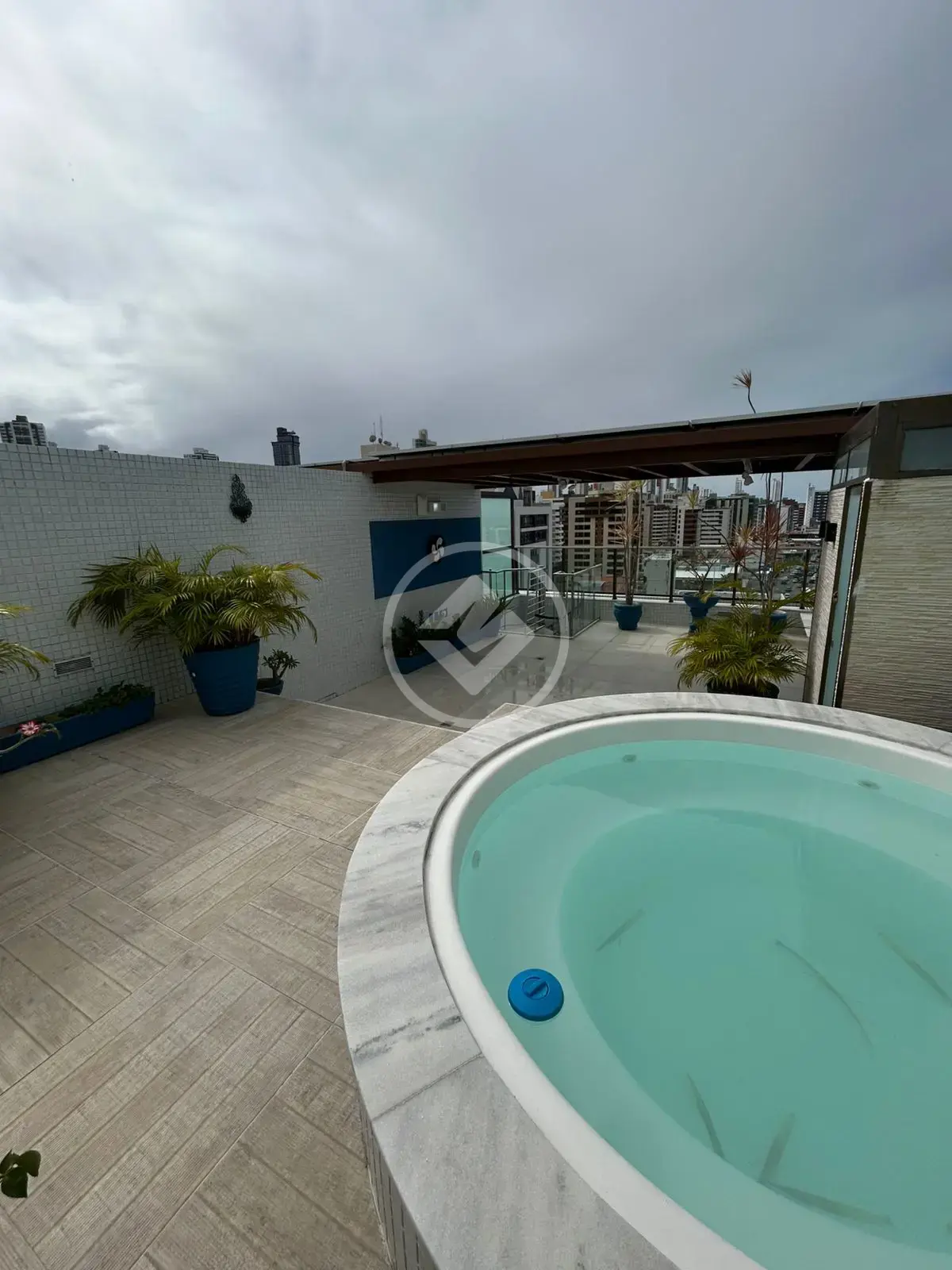 Imagem 1 - Cobertura Duplex em Cabo Branco, João Pessoa - PB