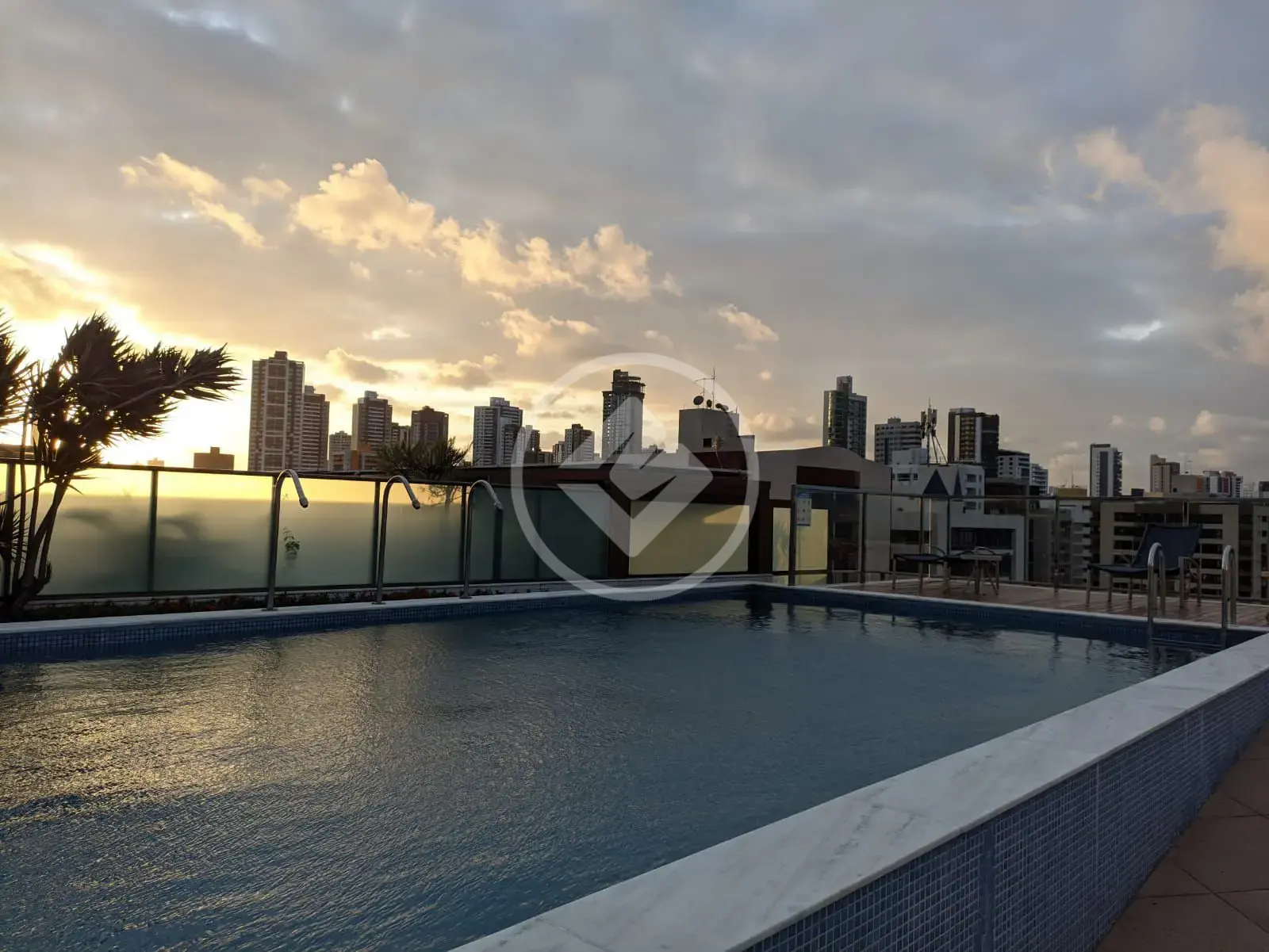 Imagem 1 - Apartamento Duplex em Cabo Branco, João Pessoa - PB