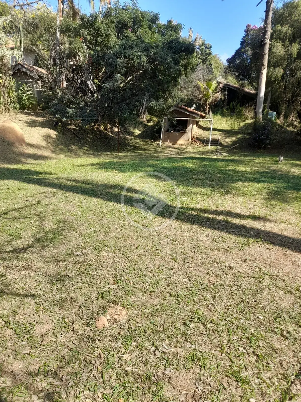 Image 2 - Terreno em Chácaras Clube Castanheiro, Várzea Paulista - SP