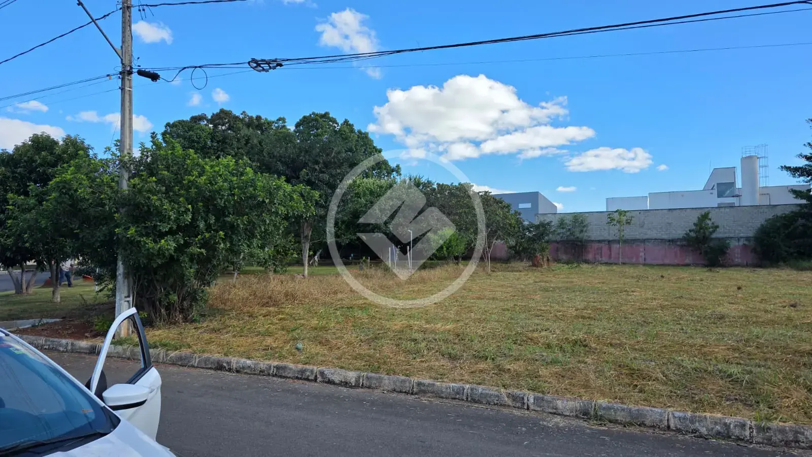 Imagem 1 - Terreno Condomínio em Estância das Aroeiras, Lagoa Santa - MG