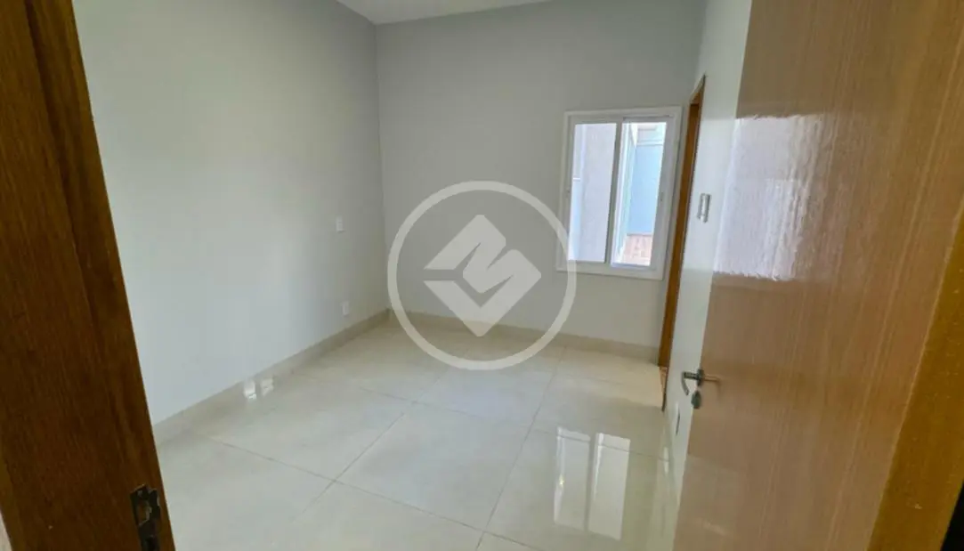Imagem 3 - Casa em Parque das Paineiras (1,2,3 e 4 Etapa), Goiânia - GO