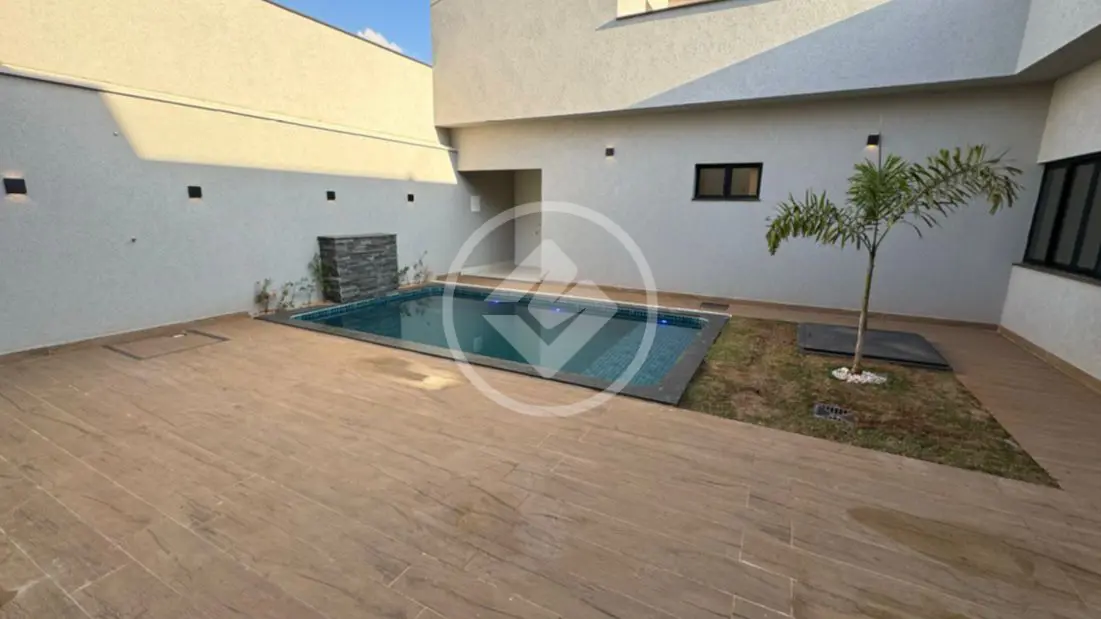 Imagem 2 - Casa em Parque das Paineiras (1,2,3 e 4 Etapa), Goiânia - GO