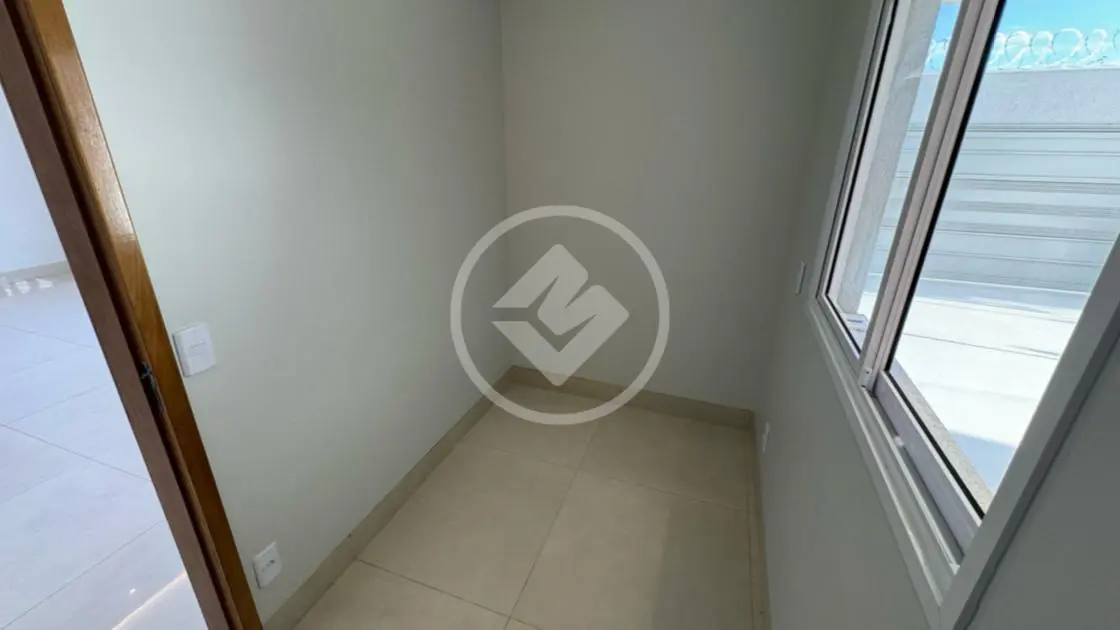 Imagem 5 - Casa em Parque das Paineiras (1,2,3 e 4 Etapa), Goiânia - GO