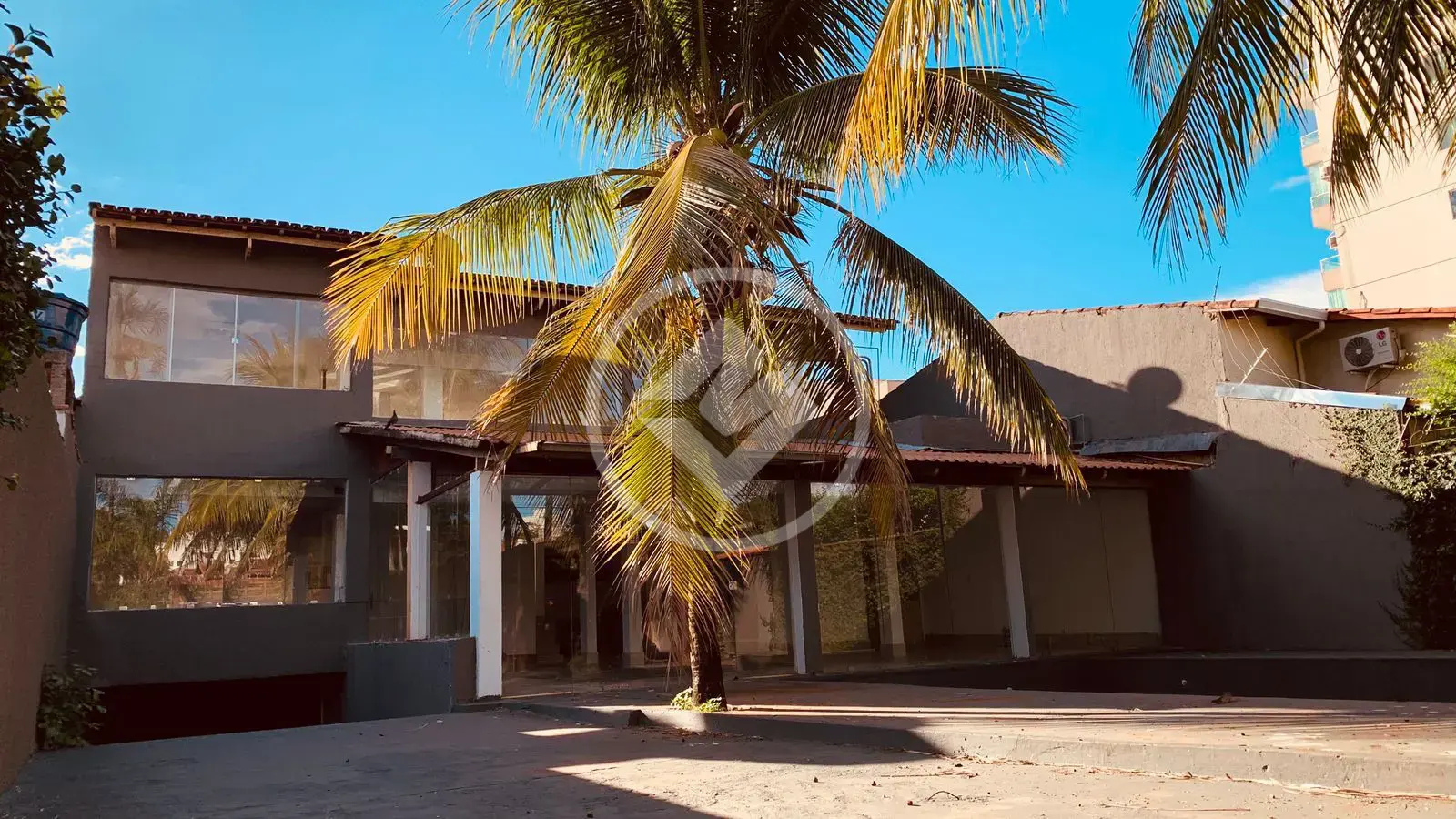 Imagem 1 - Sobrado em Jardim América, Goiânia - GO