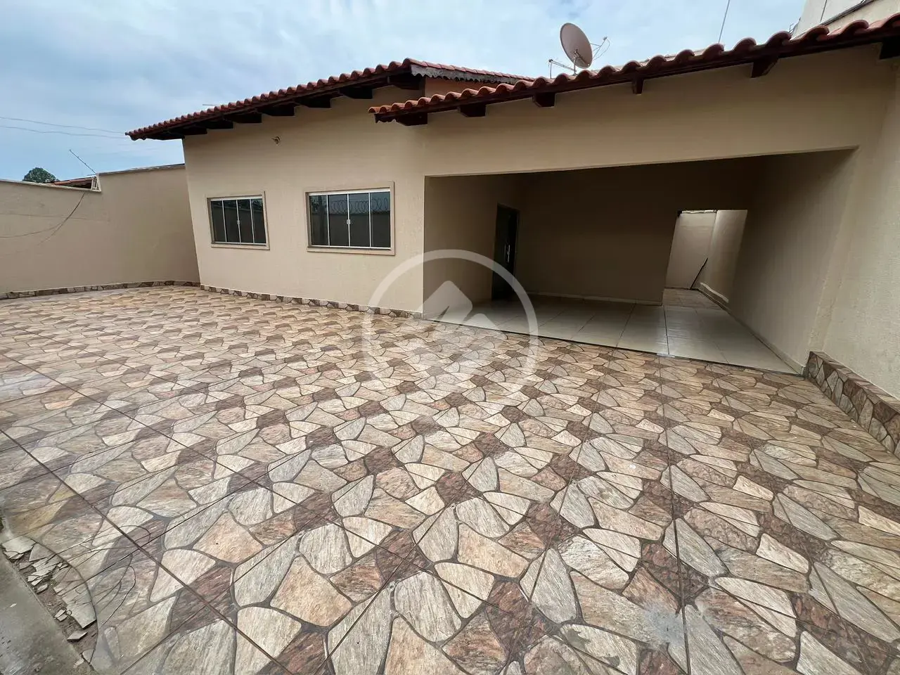 Imagem 1 - Casa em Vila São Joaquim, Aparecida de Goiânia - GO