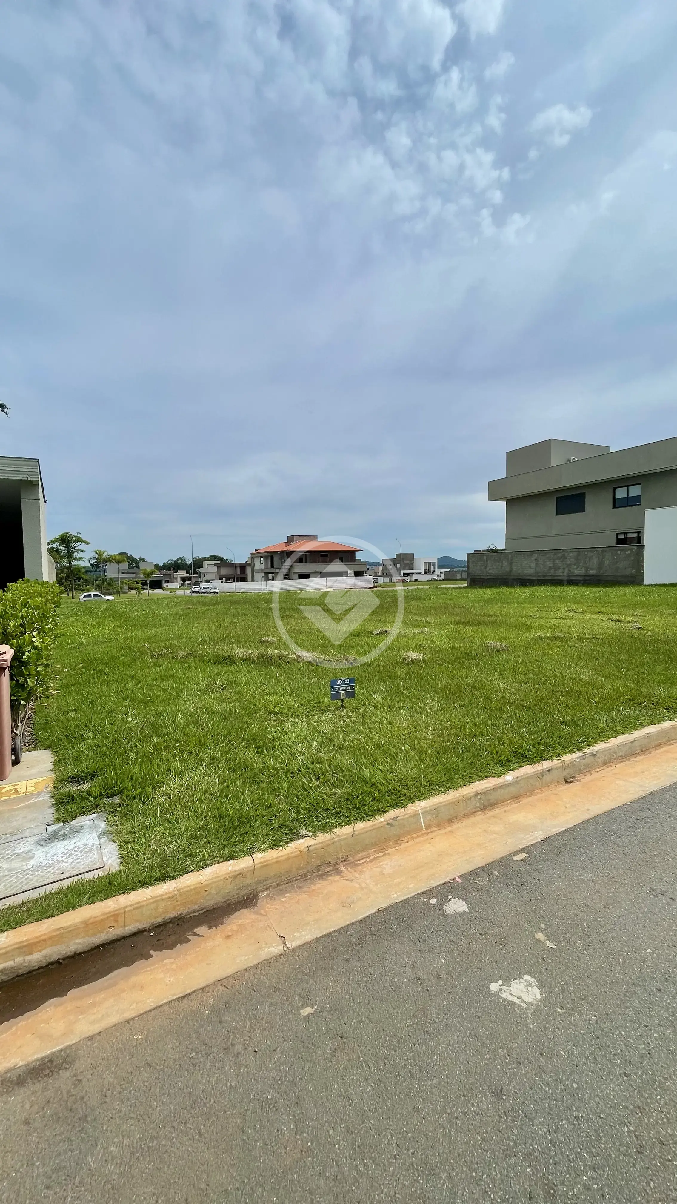 Imagem 1 - Terreno Condomínio em Jardins França, Goiânia - GO