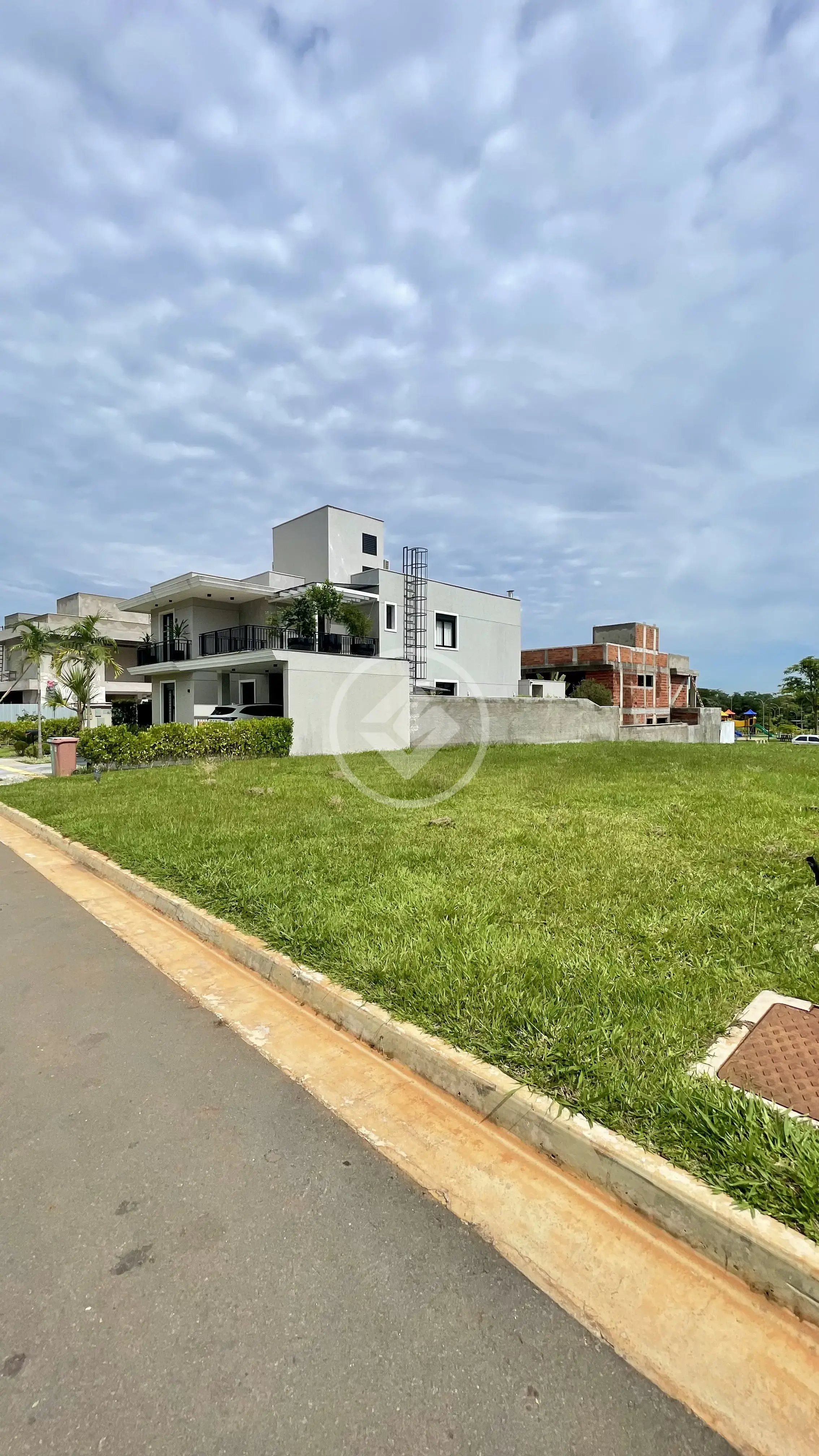 Imagem 2 - Terreno Condomínio em Jardins França, Goiânia - GO