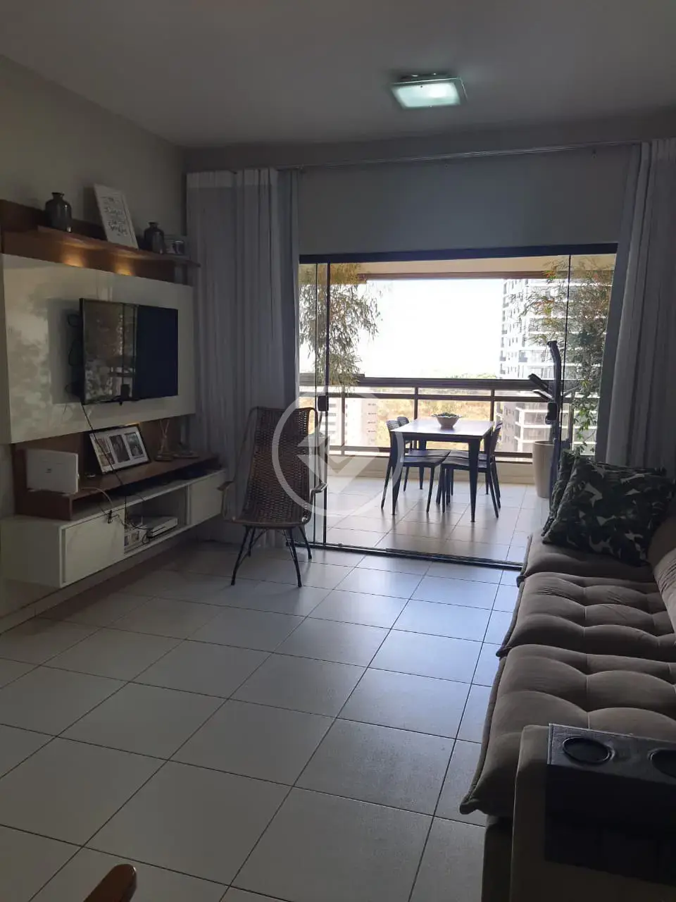 Image 2 - Apartamento em Setor Bueno, Goiânia - GO