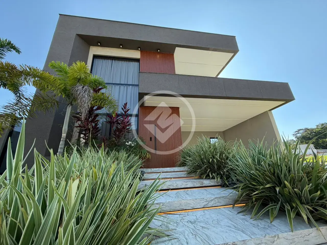 Imagem 1 - Casa Condomínio em Residencial Balneário, Goiânia - GO