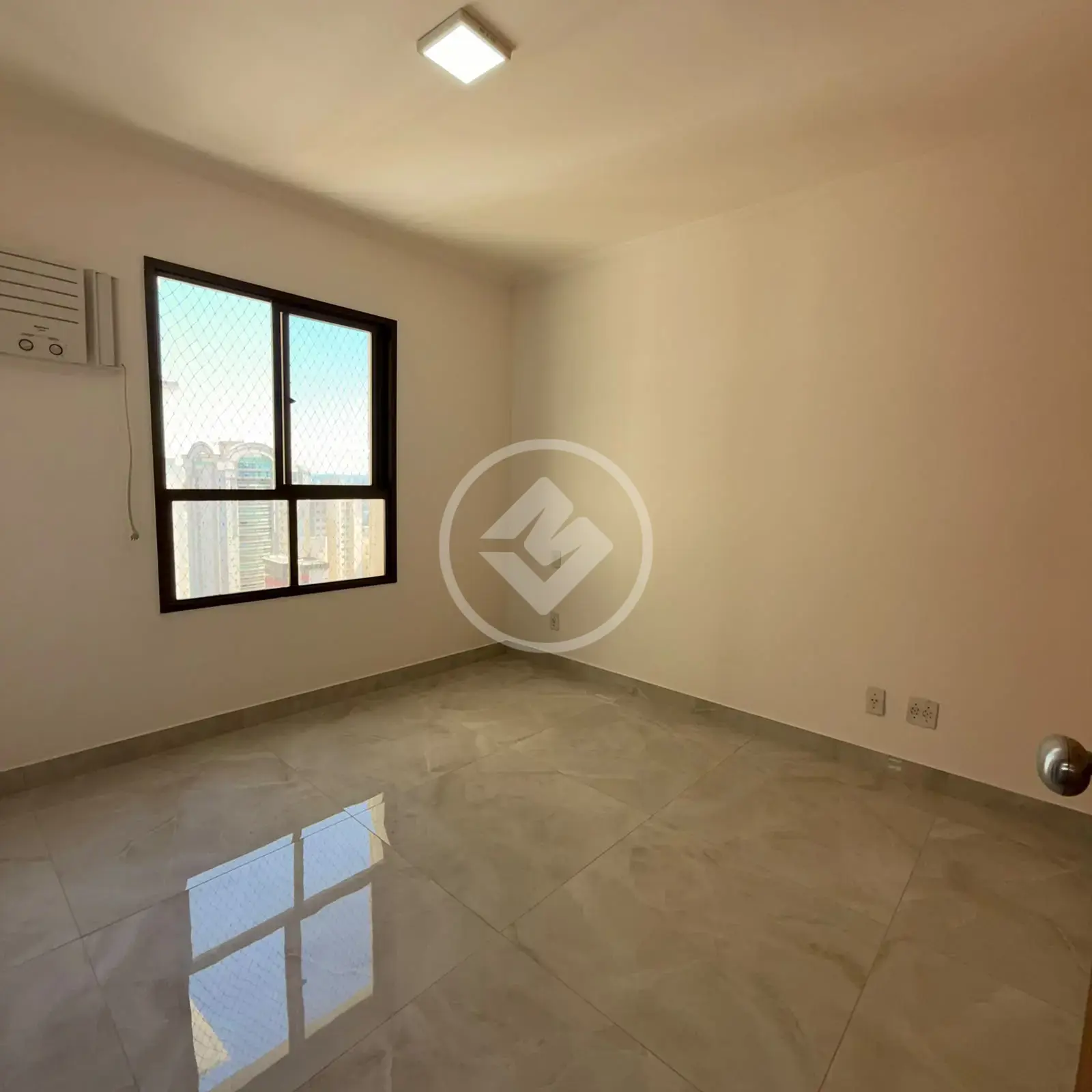 Imagem 2 - Apartamento em Setor Bueno, Goiânia - GO