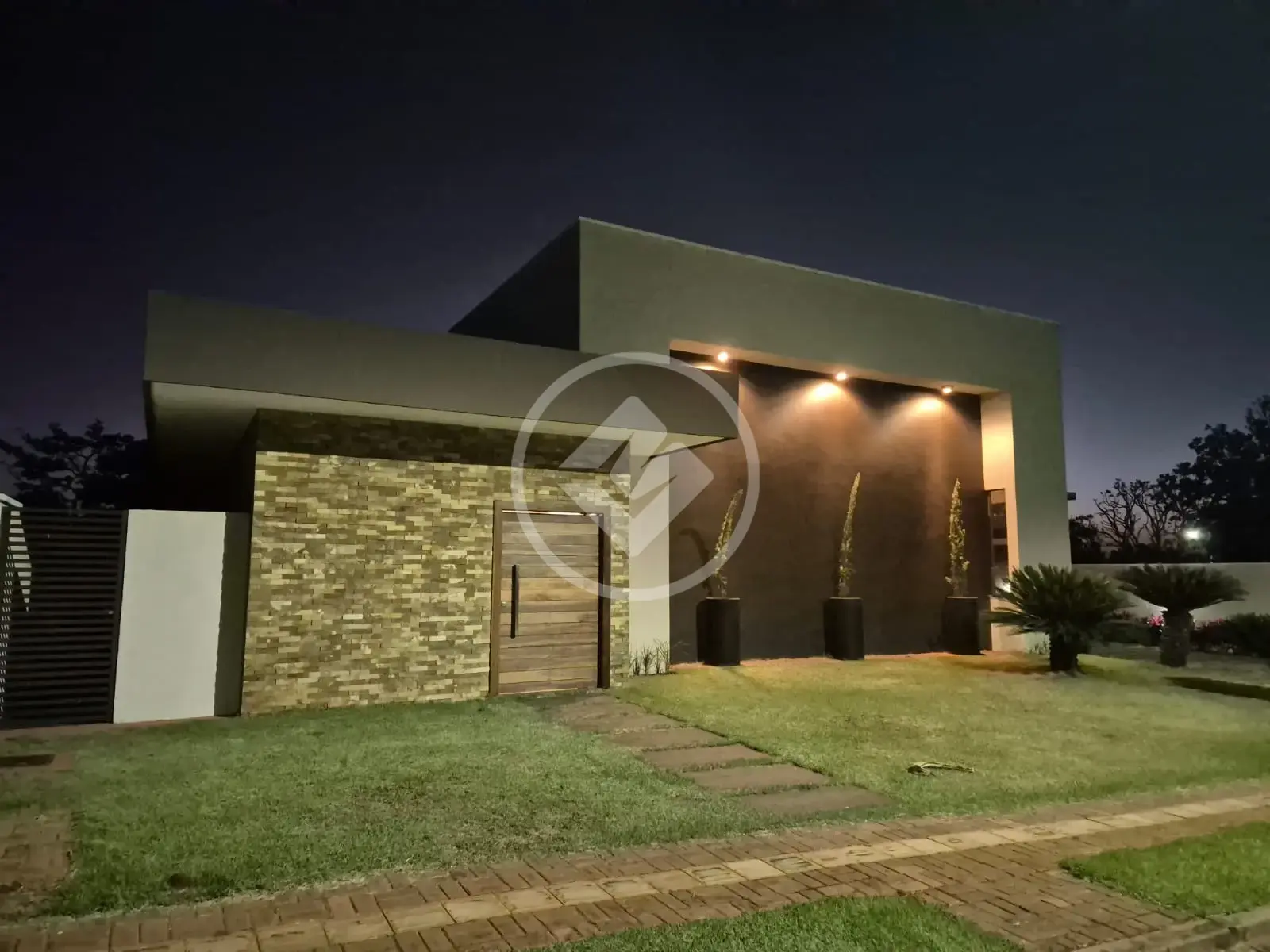 Imagem 1 - Casa Condomínio em Condomínio Ecológico Mansões Morumbi, Senador Canedo - GO