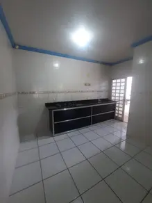 Imagem 4 - Casa em Parque das Flores, Goiânia - GO