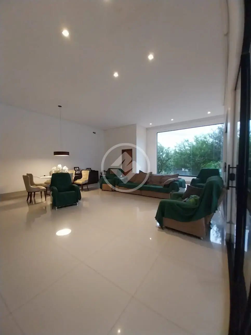 Image 2 - Casa Condomínio em Centro, Hidrolândia - GO