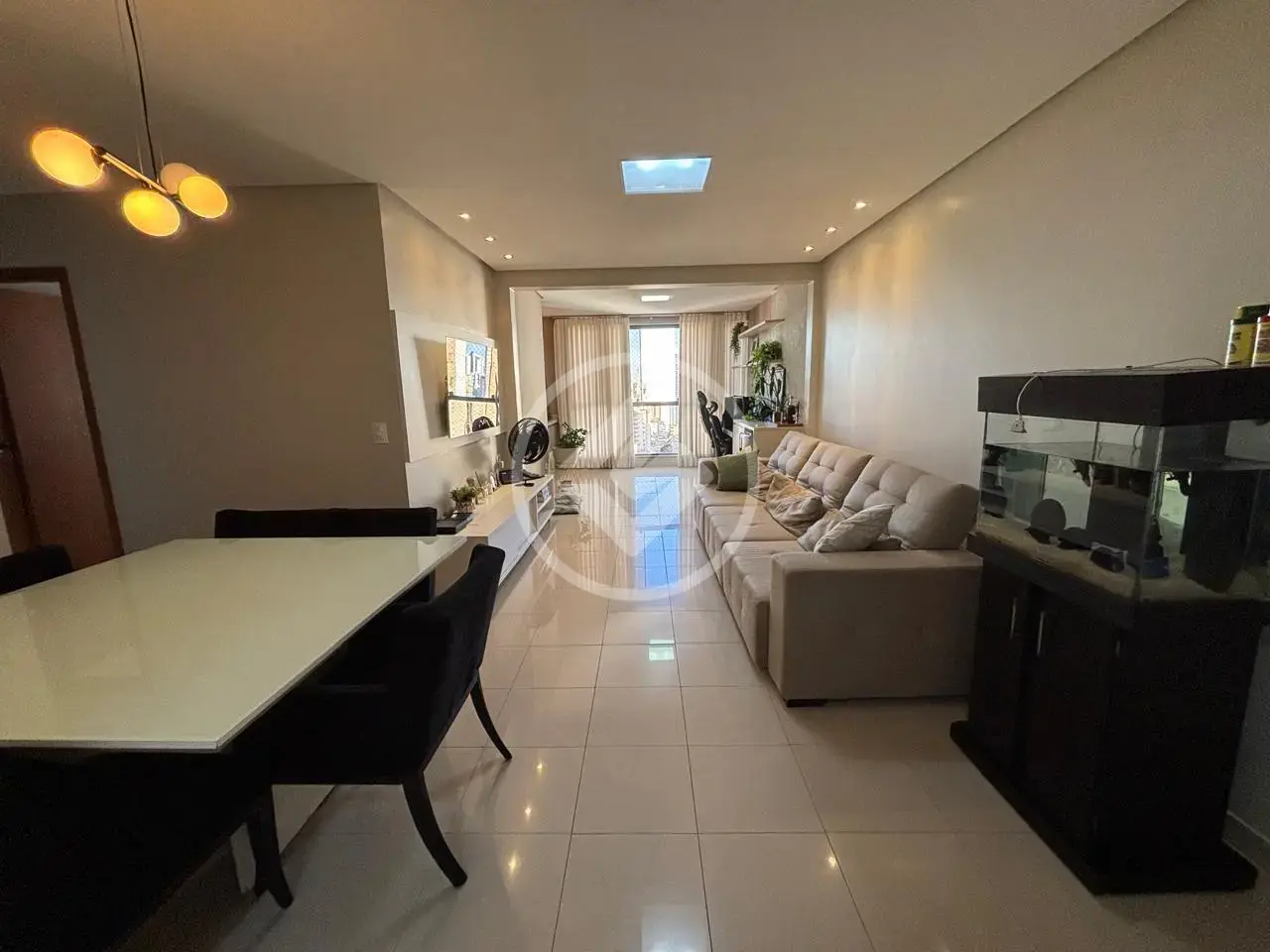 Image 2 - Apartamento em Setor Bueno, Goiânia - GO
