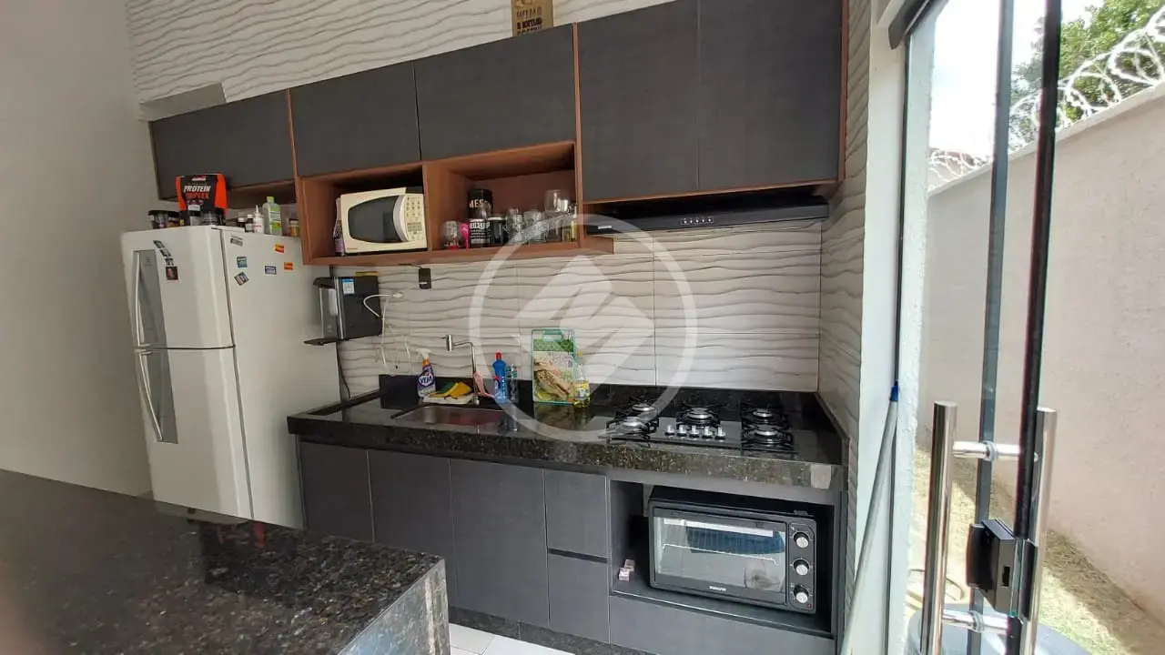 Image 2 - Casa em Jardim Presidente, Goiânia - GO