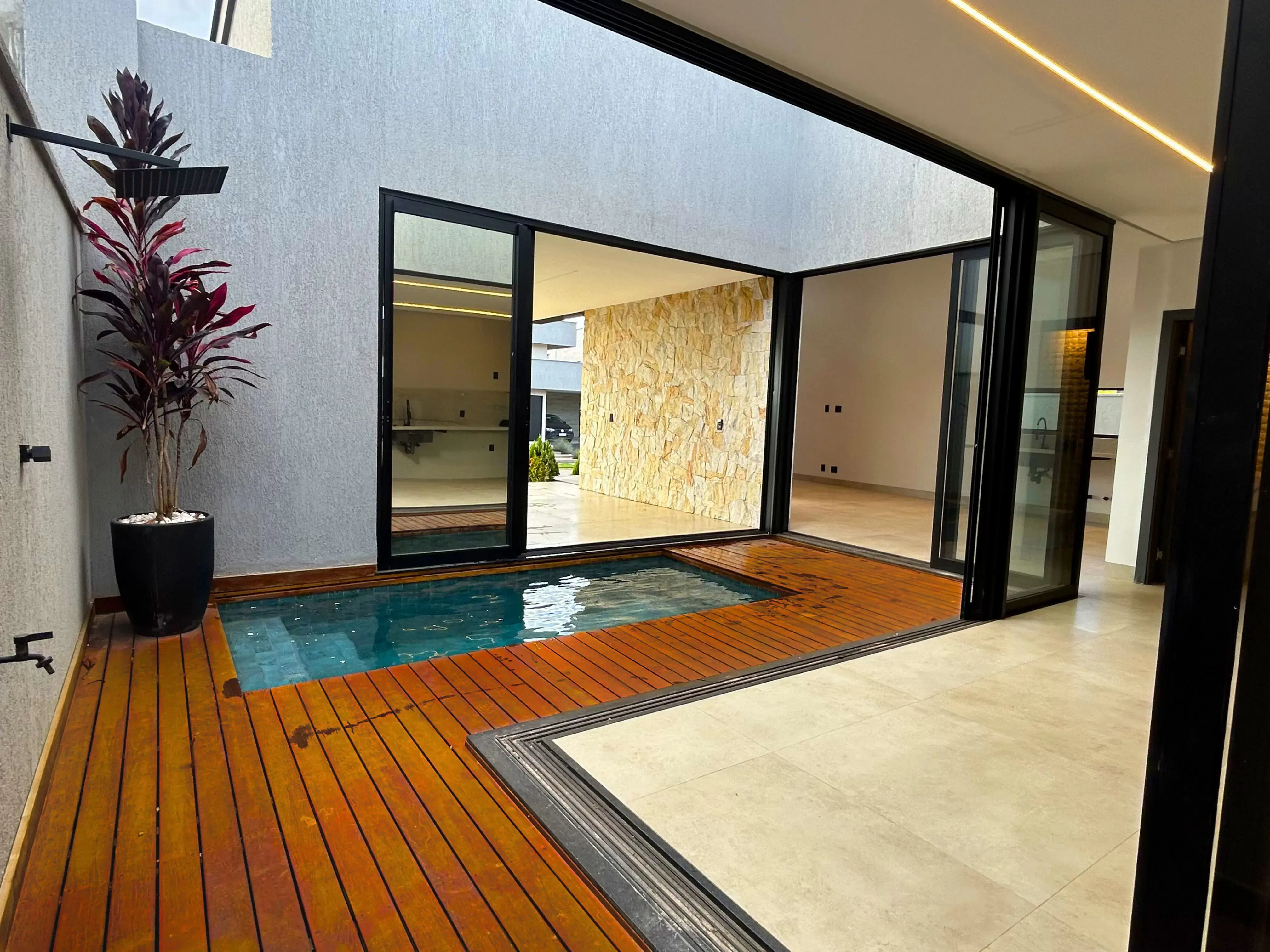 Imagem 2 - Casa Condomínio em Condomínio Ecológico Mansões Morumbi, Senador Canedo - GO
