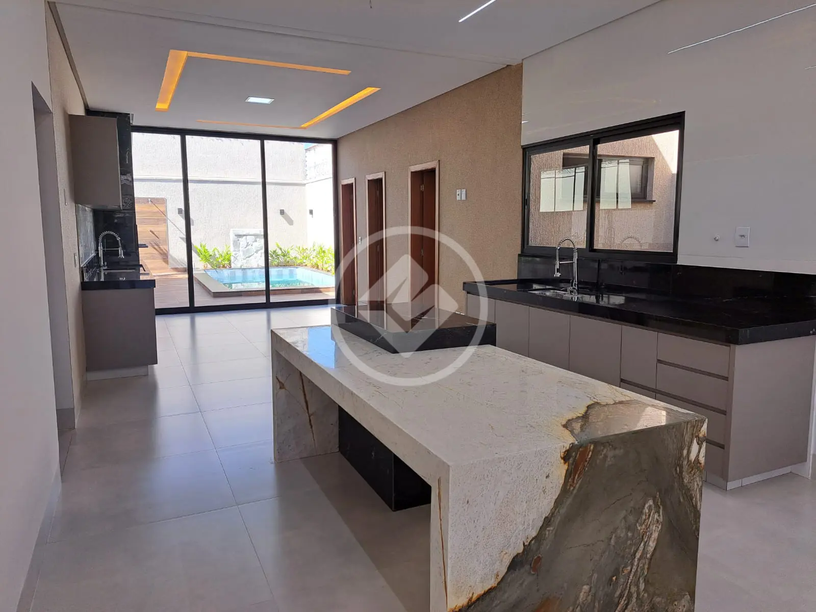Imagem 5 - Casa em Moinho dos Ventos, Goiânia - GO