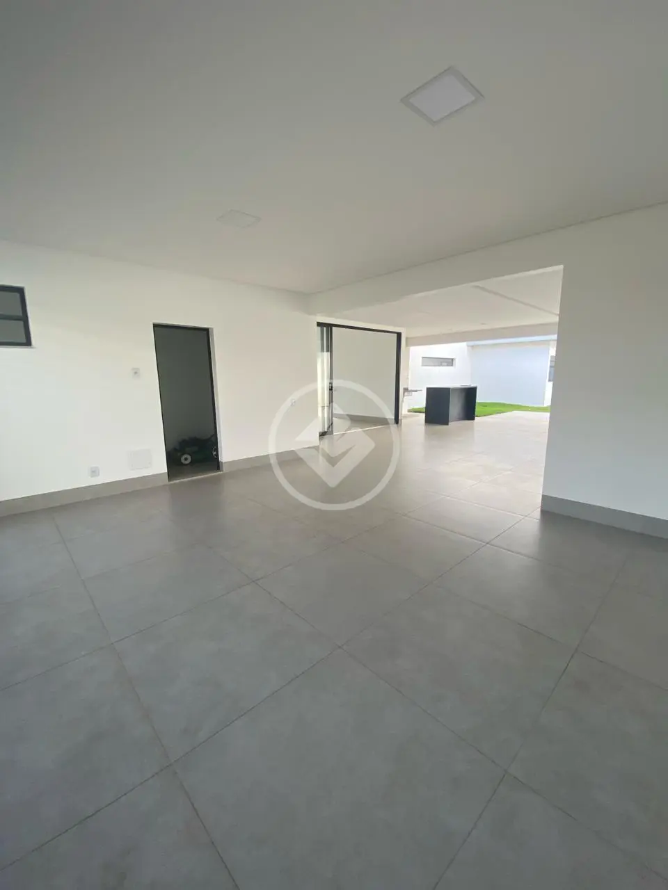 Imagem 2 - Casa Condomínio em Condomínio do Lago, Goiânia - GO