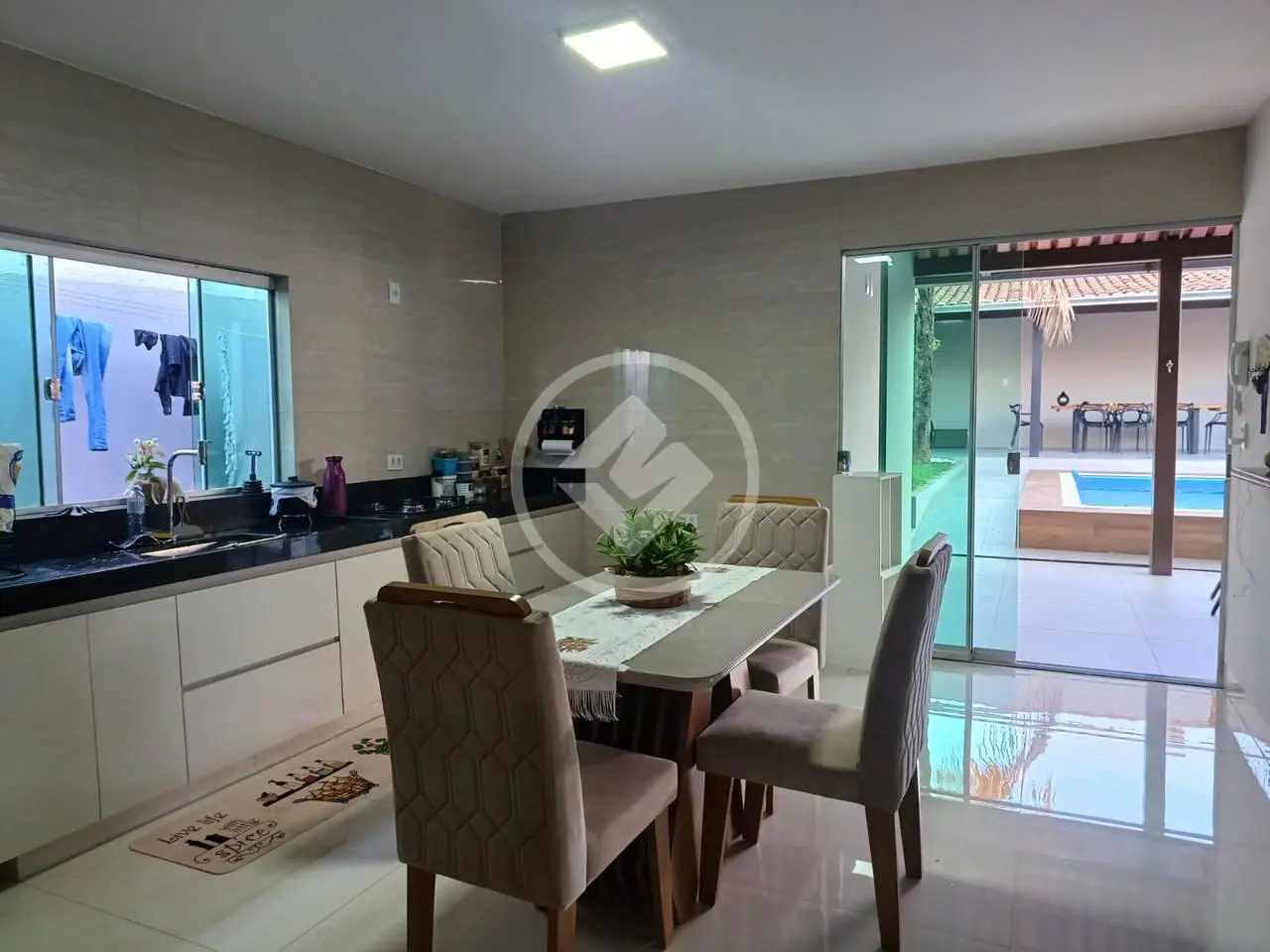 Imagem 2 - Casa em Setor Garavelo, Aparecida de Goiânia - GO