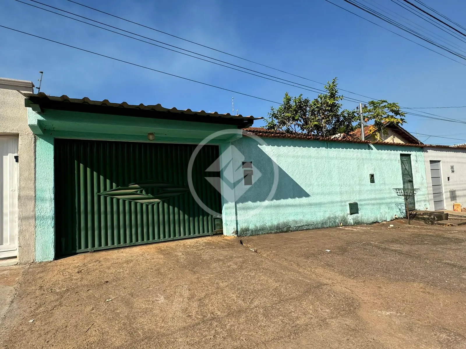 Casa Jardim Mont Serrat, Aparecida de Goiânia - GO — foto 1