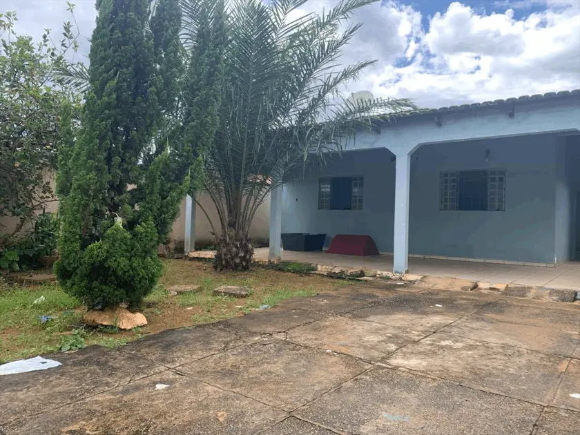 Imagem 2 - Casa em Setor Garavelo, Aparecida de Goiânia - GO