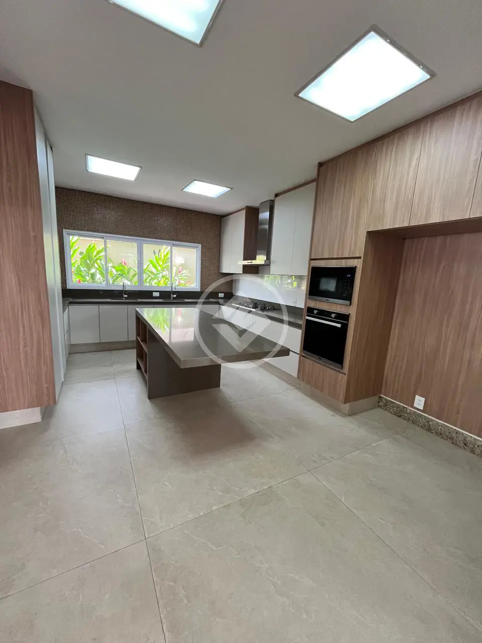 Imagem 4 - Casa Condomínio em RESIDENCIAL GRANVILLE, Goiânia - GO