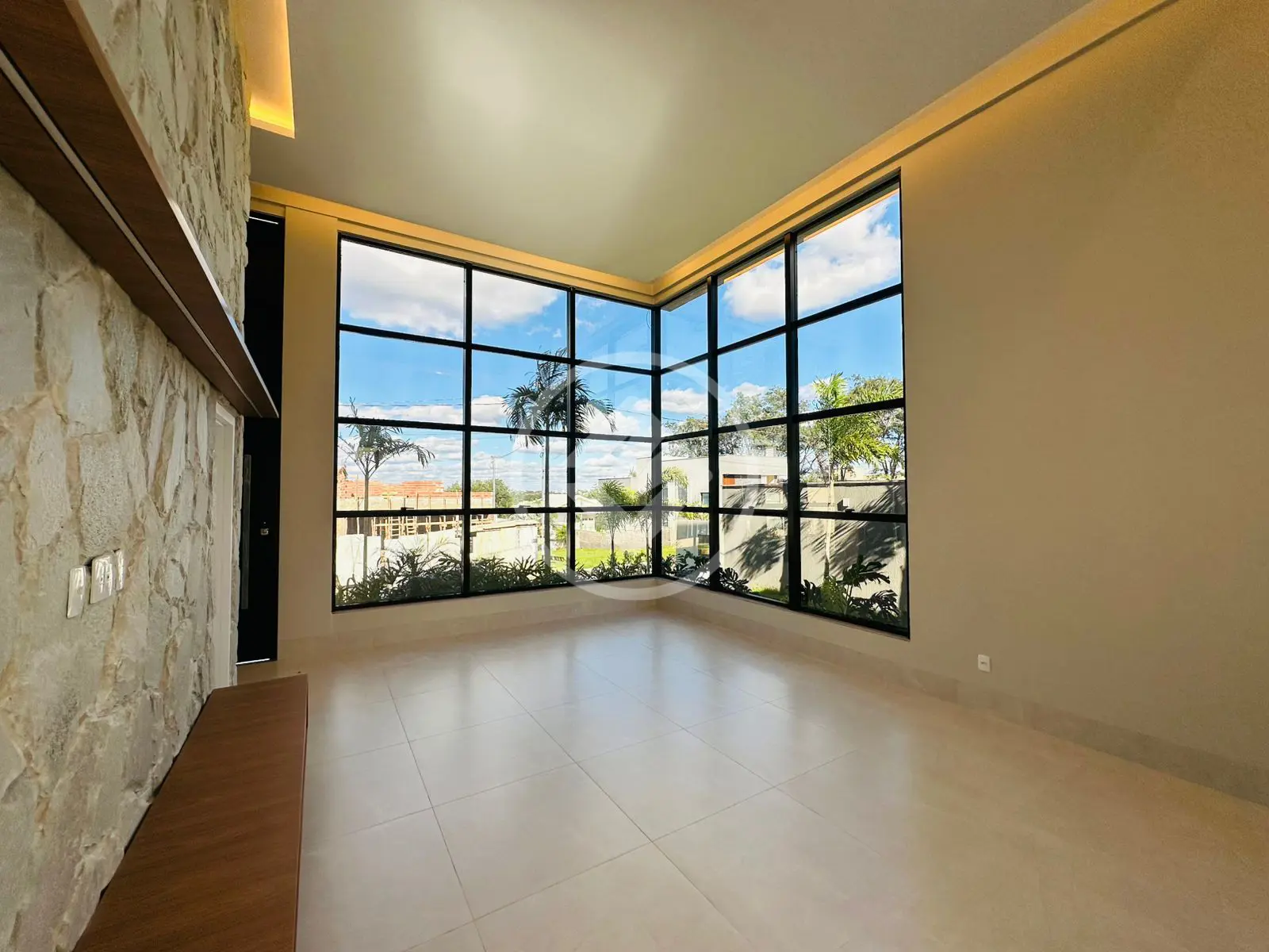 Imagem 2 - Casa Condomínio em Condomínio do Lago, Goiânia - GO