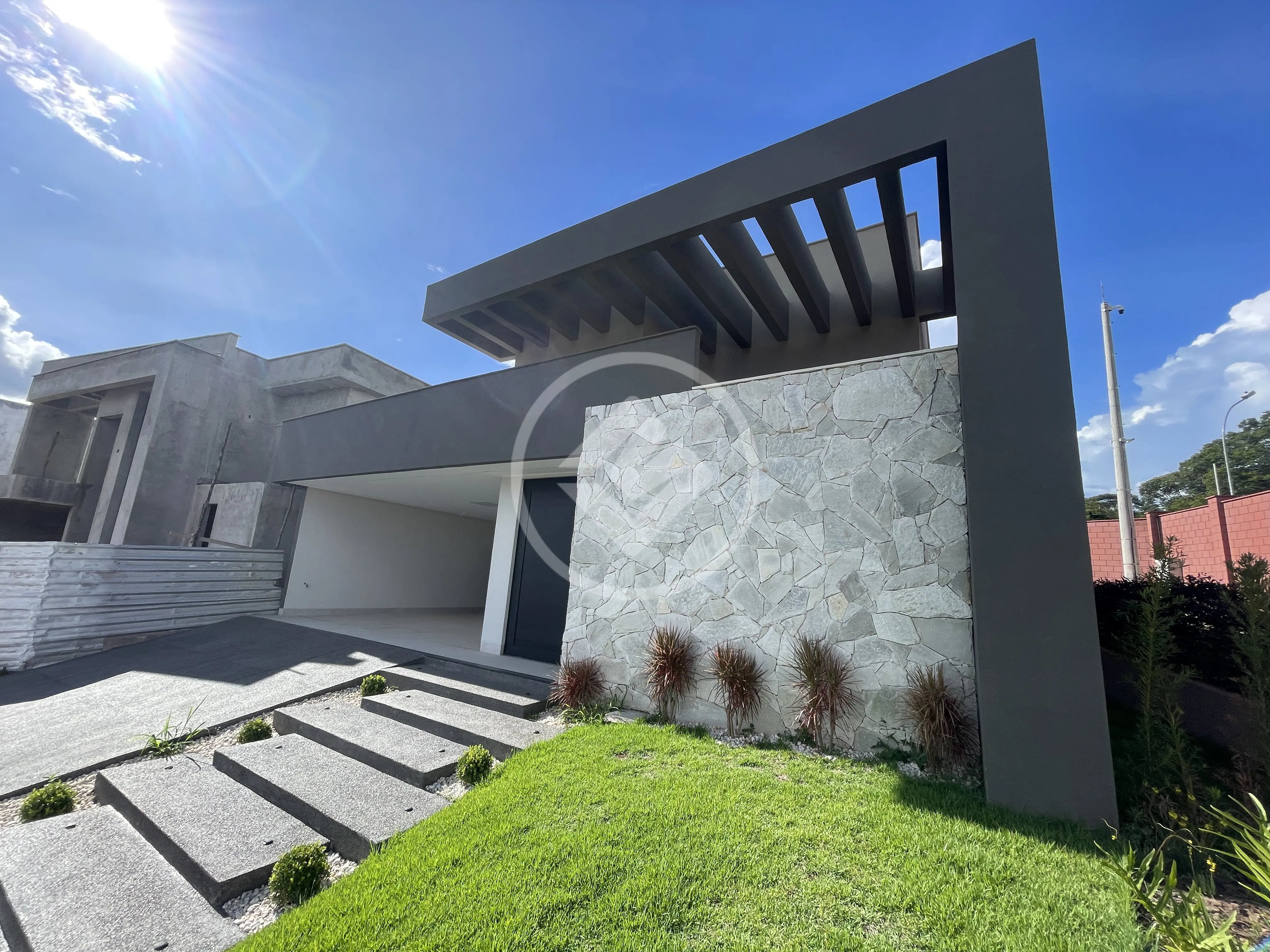 Casa Condomínio Jardins Bolonha, Senador Canedo - GO — foto 1