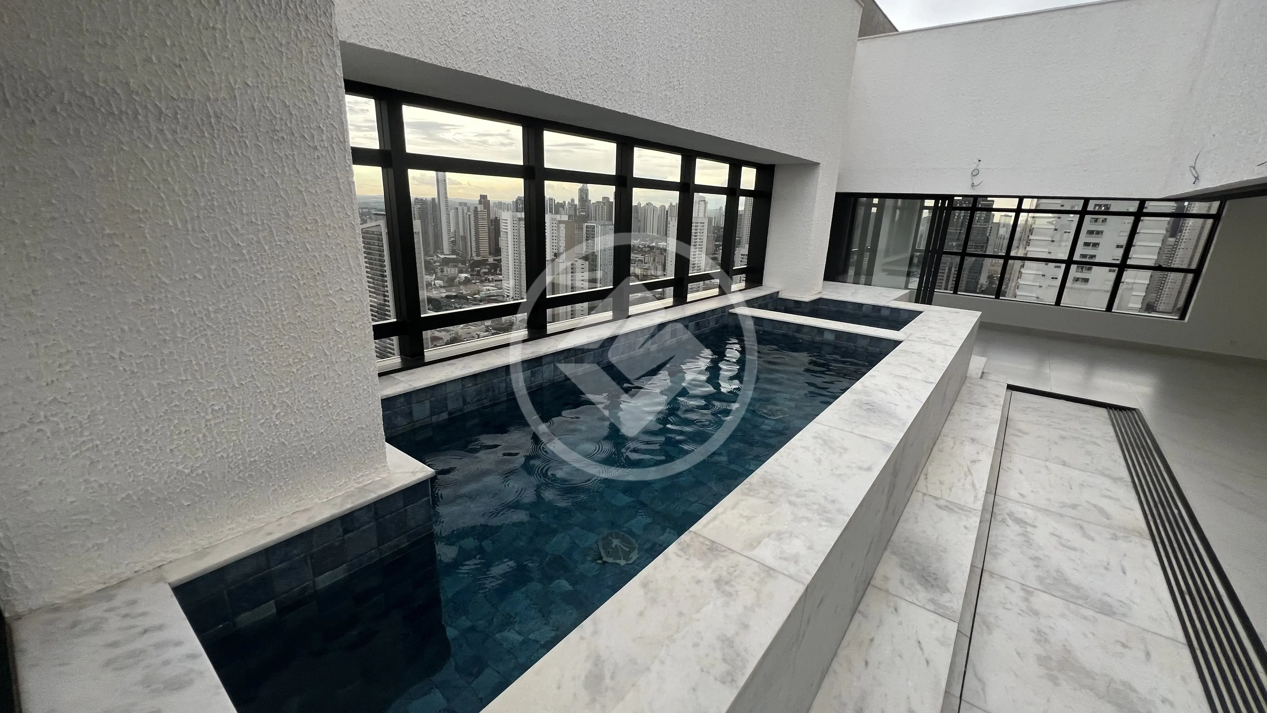 Apartamento Duplex Setor Bueno, Goiânia - GO — foto 1